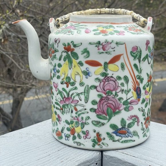 Antique Chinese Porcelain Famille Rose Hand Painted Teapot Qing - Republic - Picture 10 of 16